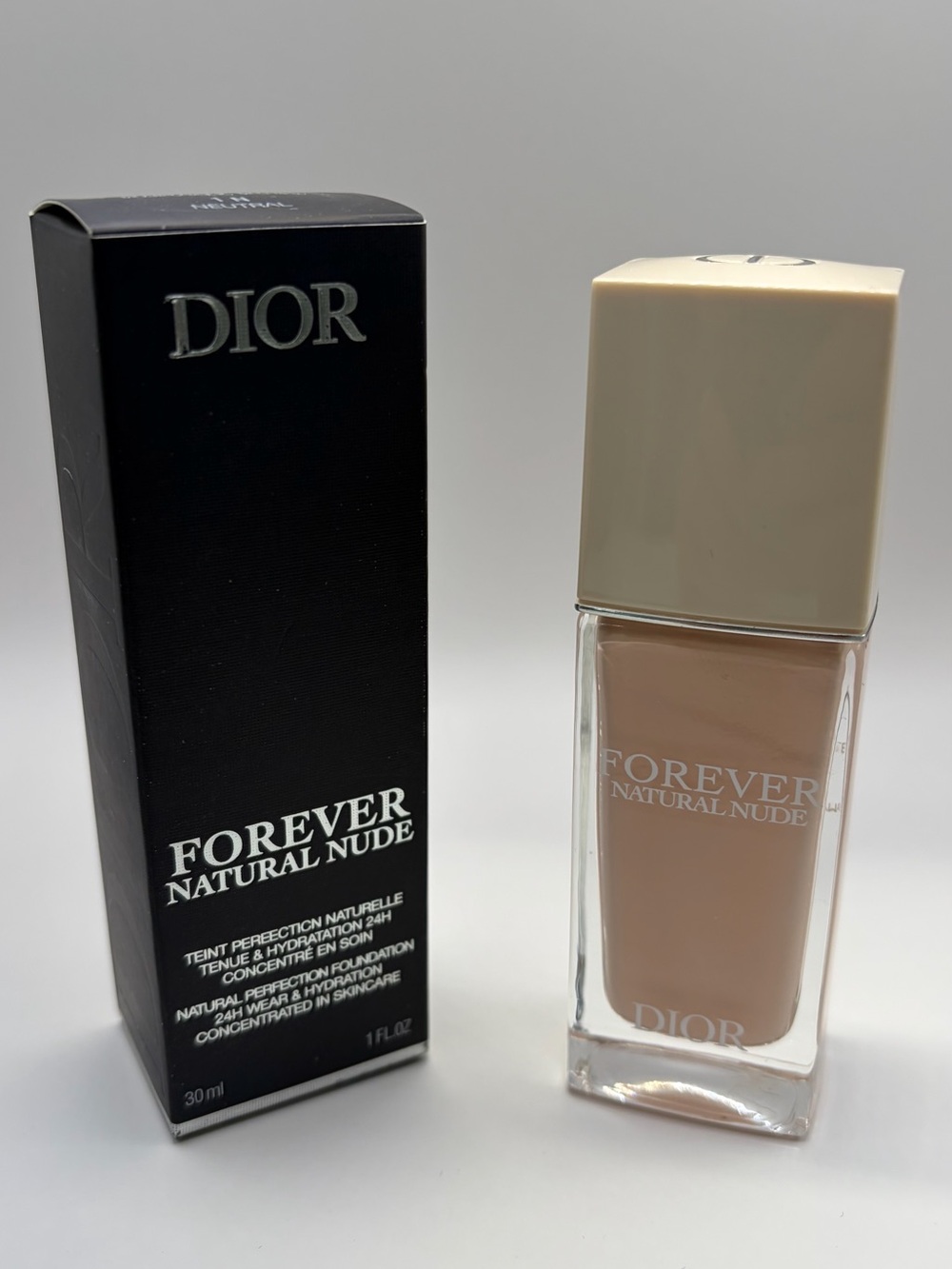 Dior Forever Natural Nude Liquid Foundation - Nude Beige 1N NEUTRAL - Picture 4 of 5